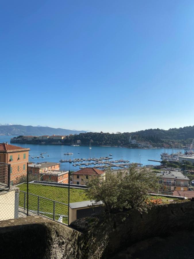 Апартаменты Casa Le Grazie Ле-Грацие Экстерьер фото